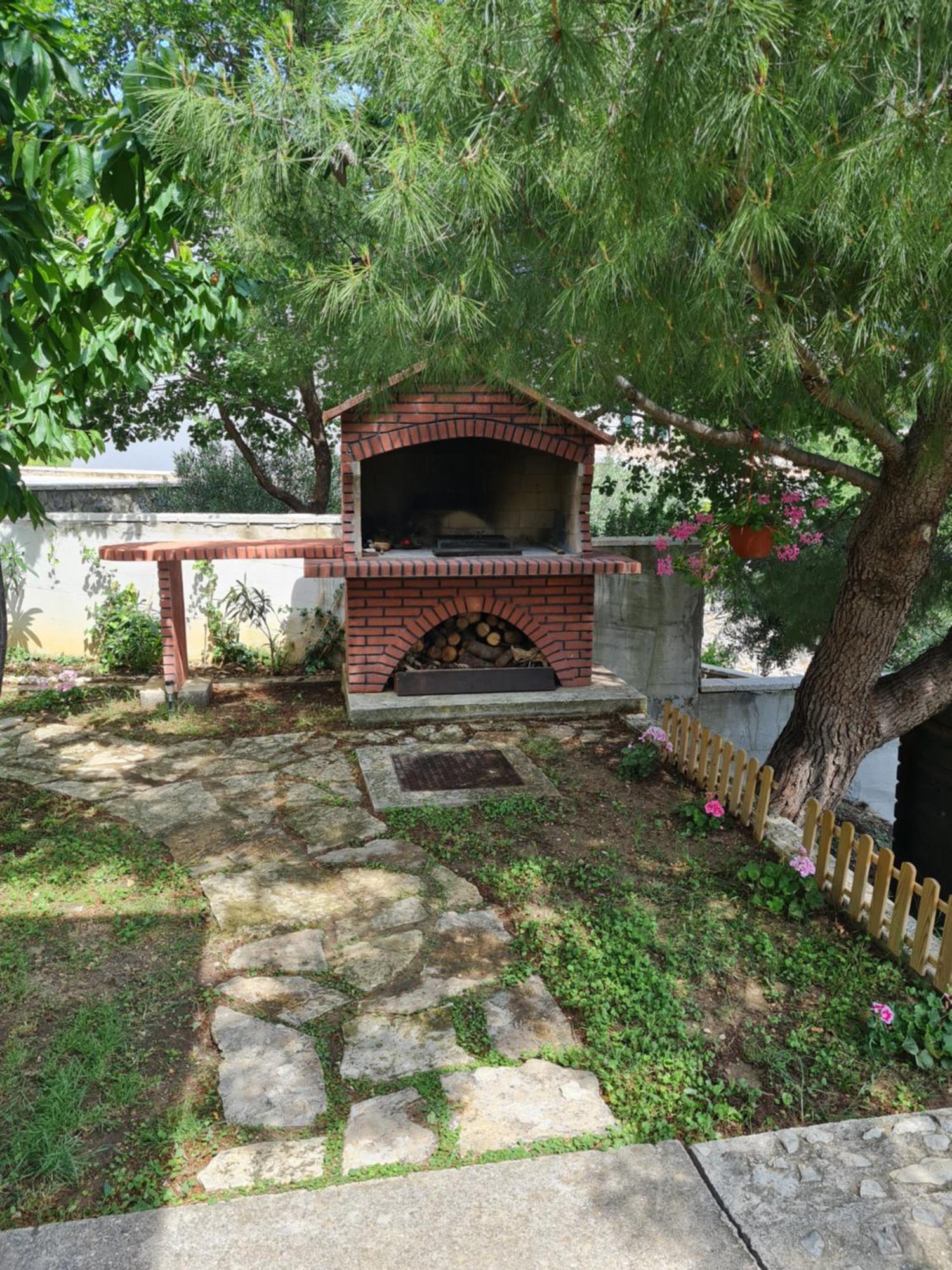 Charismatic Garden Cottage With Sea View Lokva Rogoznica Exterior foto